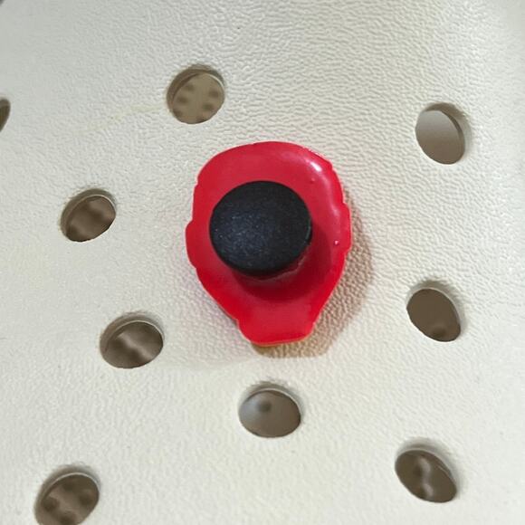 Croc Jibbitz | Iron Man Marvel Avengers Mask Croc Charm | Cute Comic Book Style - Picture 3 of 4